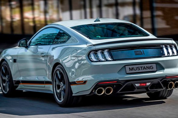 Ford-Mustang-03